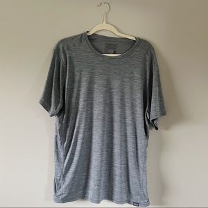 Men’s Patagonia Gray Cool lightweight Polyester Shirt